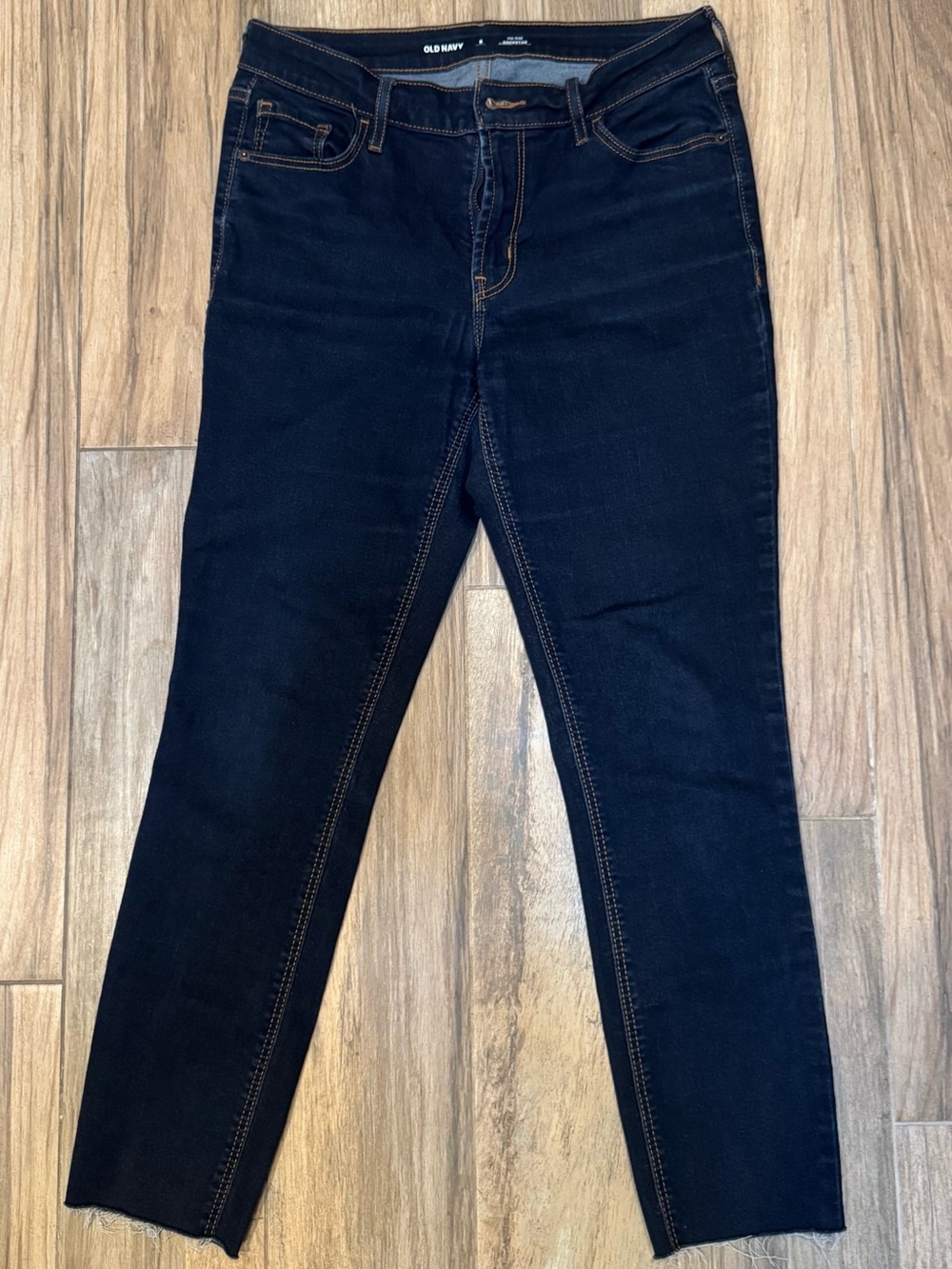 Old Navy Women’s Mid-Rise Rockstar Super Skinny Jeans